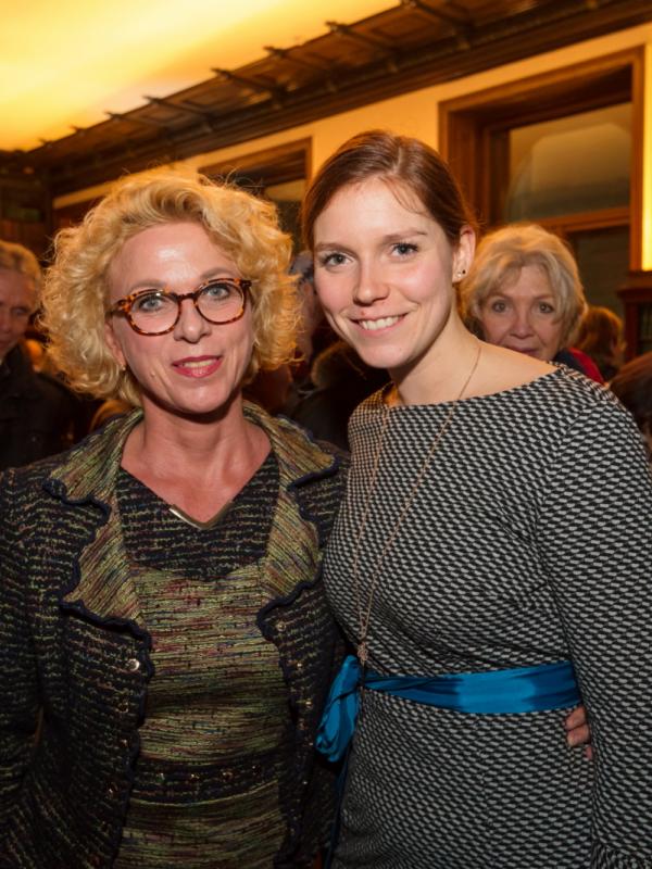 Frau Dr. Iris Pleyer und Jeanette Aininger