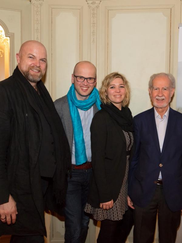 Eigentümer Dr. Albert Schmidbauer, Geschäftsführer Roman Huber, Dr. Christina Schmidbauer, Prof. Dr. med. Jörg Spitz