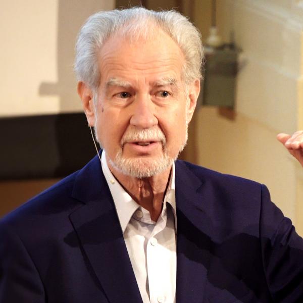 Prof. Dr. med. Jörg Spitz präsentiert alle Mythen und Facts rund um Vitamin D