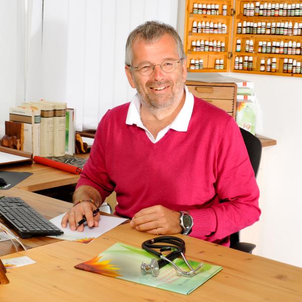 Dr. med. univ. Andreas Faux, Referent der Biogena Akademie