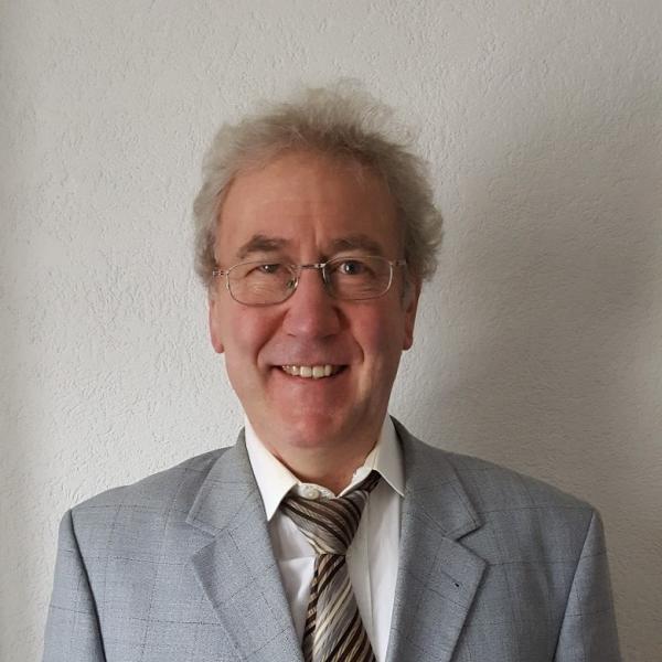 Referent Biogena Akademie Volker Schmiedel