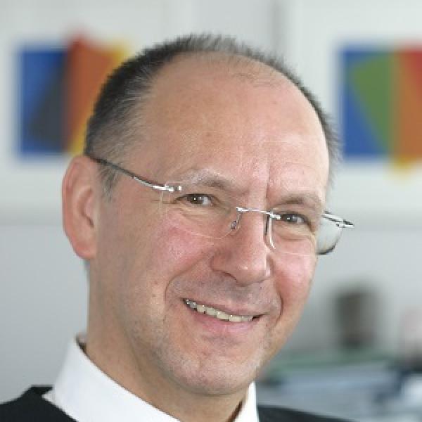 Referent Biogena Akademie Prof. Manfred Eggersdorfer